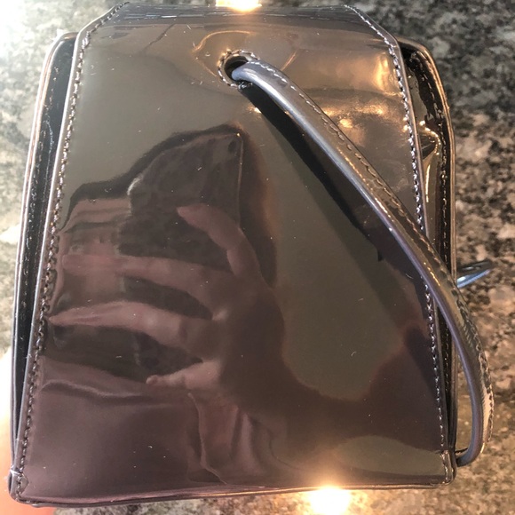 Neely & Chloe No. 44 Pyramid Bag in Navy Patent - Picture 5 of 11